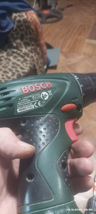 Шуруповёрт Bosch 12в.
