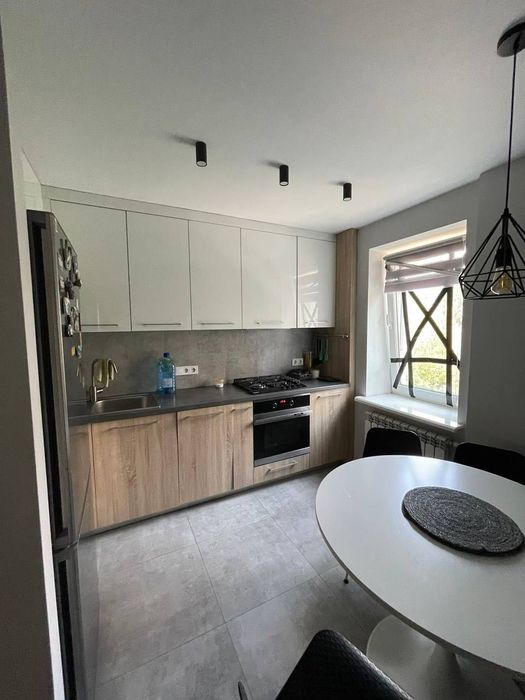 Оренда однокімнатної квартири Липківського 35а