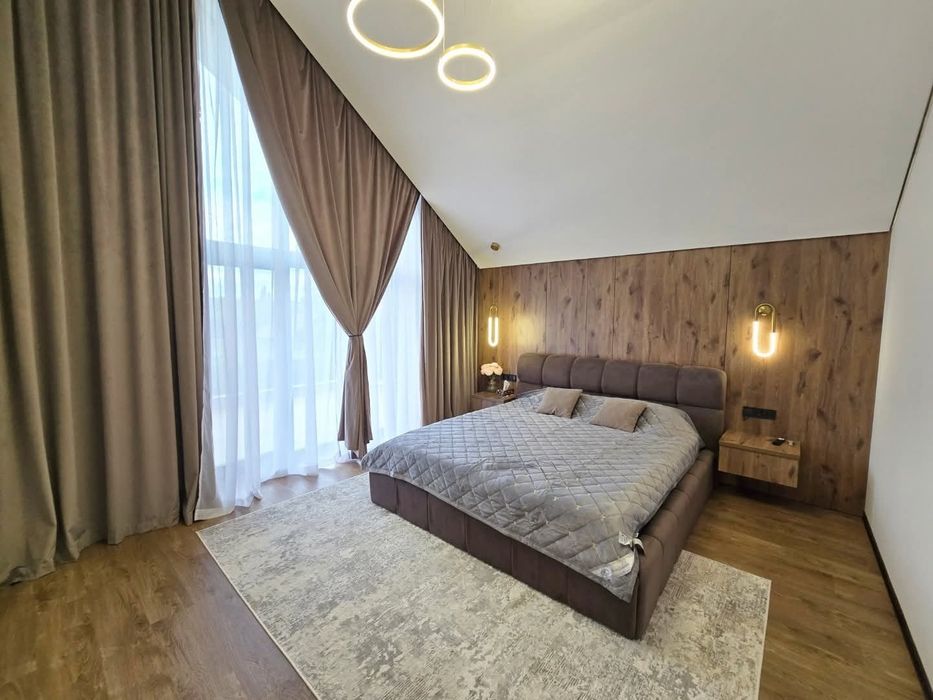 Будинок 190 м2 тераси 80м2 є газ  дизайн ремонт 10 соток с. Віта-Поштова 7 км Київ поруч Чабани Гатне Крюківщина Вишневе