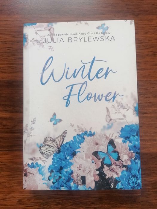 Książka "Winter Flower", Julia Brylewska