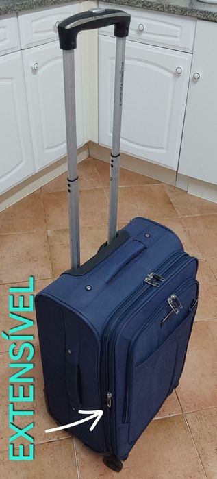 MALA DE VIAGEM DE PORÃO/CABINE COM 4 RODAS.Casa,Férias,Mudanças,Quarto