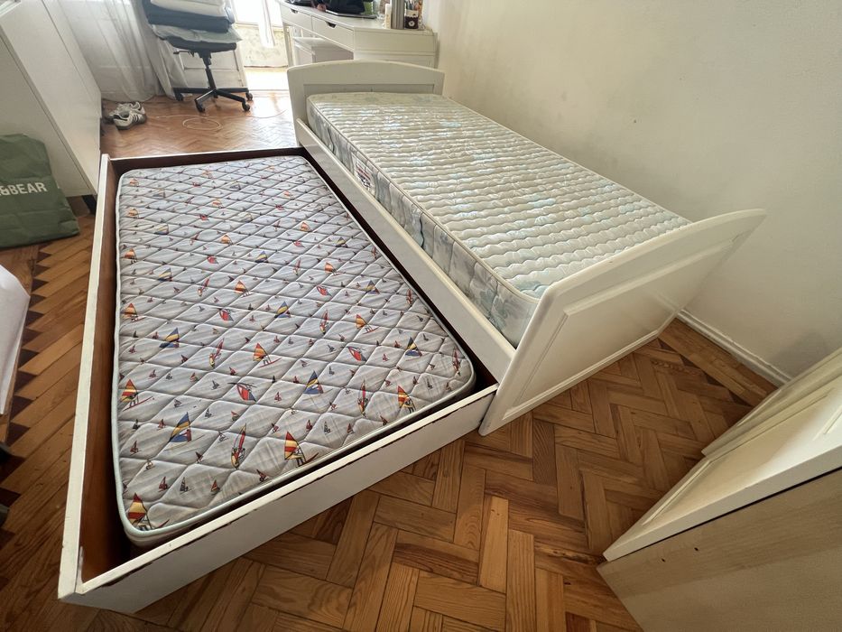 Cama dupla com dois colchoes