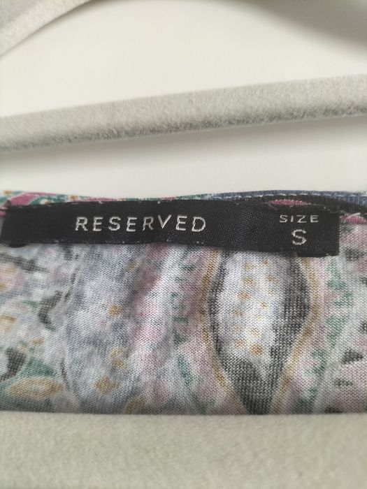 Letnia bluzka marki Reserved rozmiar S stan dobry.