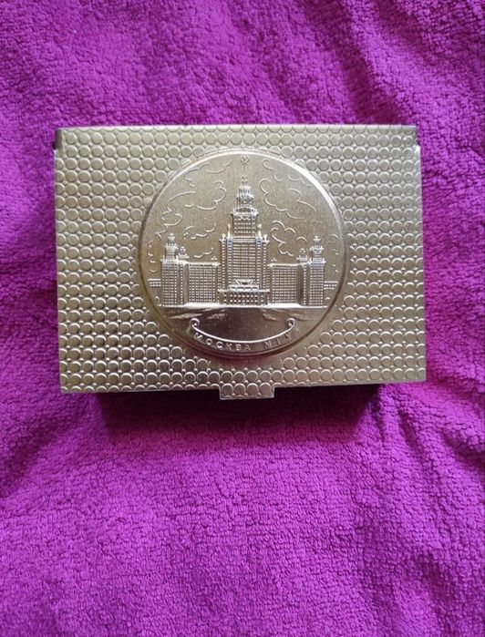 Шкатулки старинные.