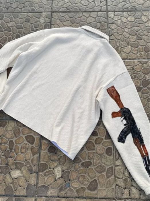 лонгслів з гарним принтом (кофта)