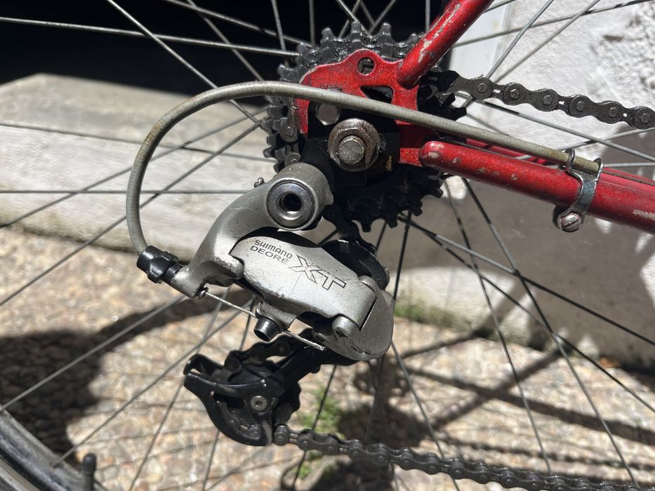 Bicicleta da ILVAR CYCLE Speed II vermelha
