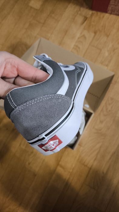 Vans old skool novas