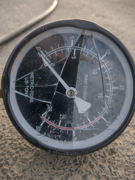 Siłownik Manometr Pompa Hydrauliczna 20 Ton