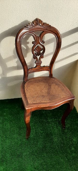 Cadeiras antigas em palhinha (o par)