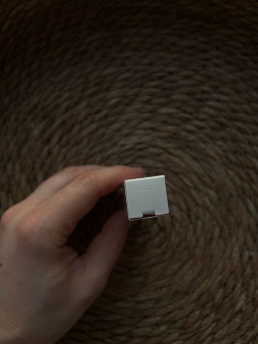 Błyszczyk Rhode Peptide Lit Tint - Cinnamon Roll