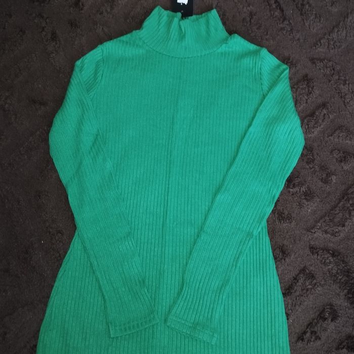 Жіноче тепле плаття, сукня довжини моді