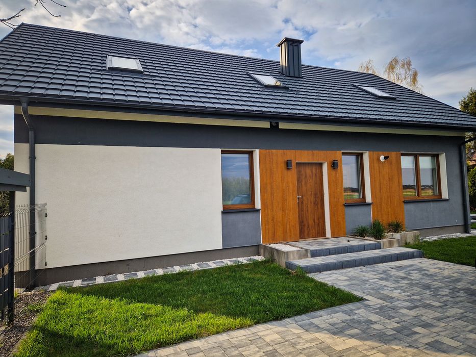 Nowy, komfortowy dom z antresolą i wysokim salonem, loftowy styl, spokojna okolica, Płoskie koło Zamościa