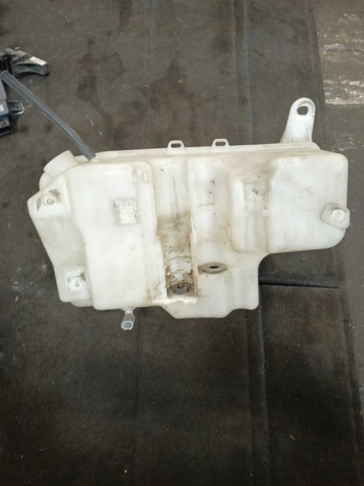 BMW E65 zbiorniczek spryskiwaczy z pompkami Części