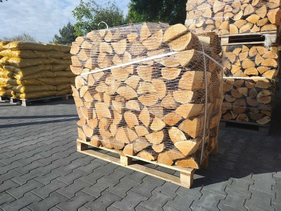 Drewno kominkowe opałowe drzewo Brzoza Buk Grab Akacja Dąb Olcha Sosna