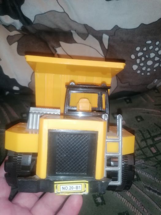 Будівельна техніка Самосвал