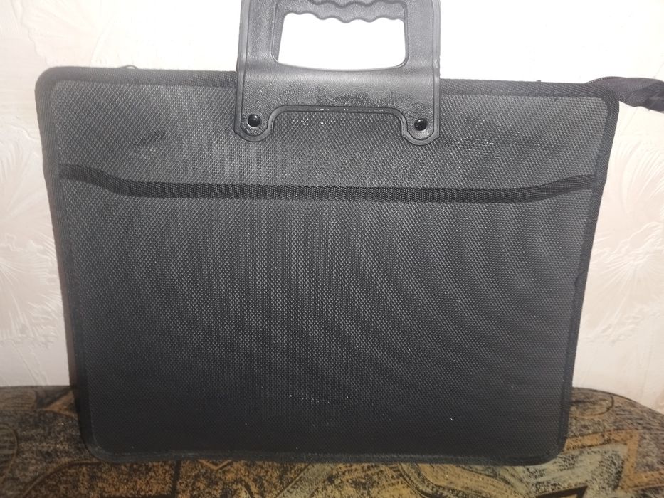 Продам папку для документів