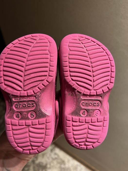 Продам дівчачі crocs
