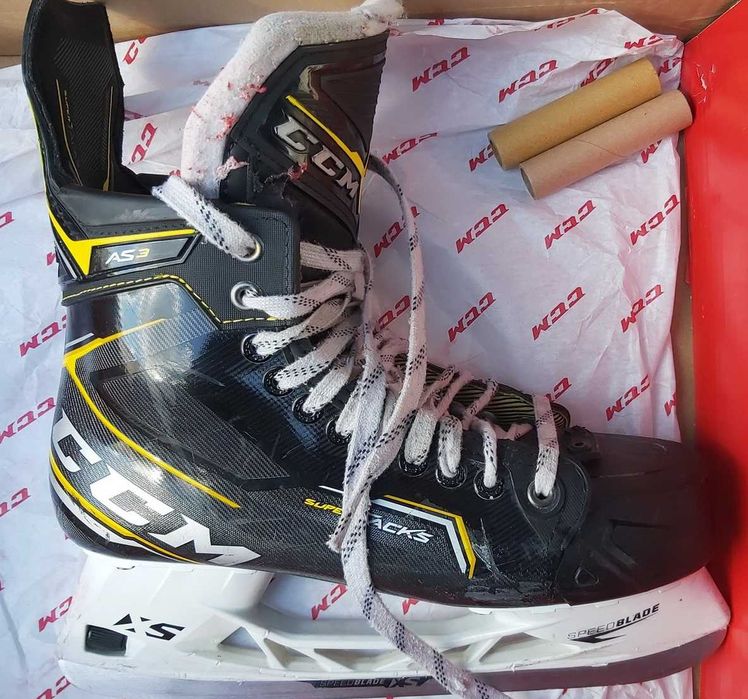 CCM Super Tacks AS3 10D