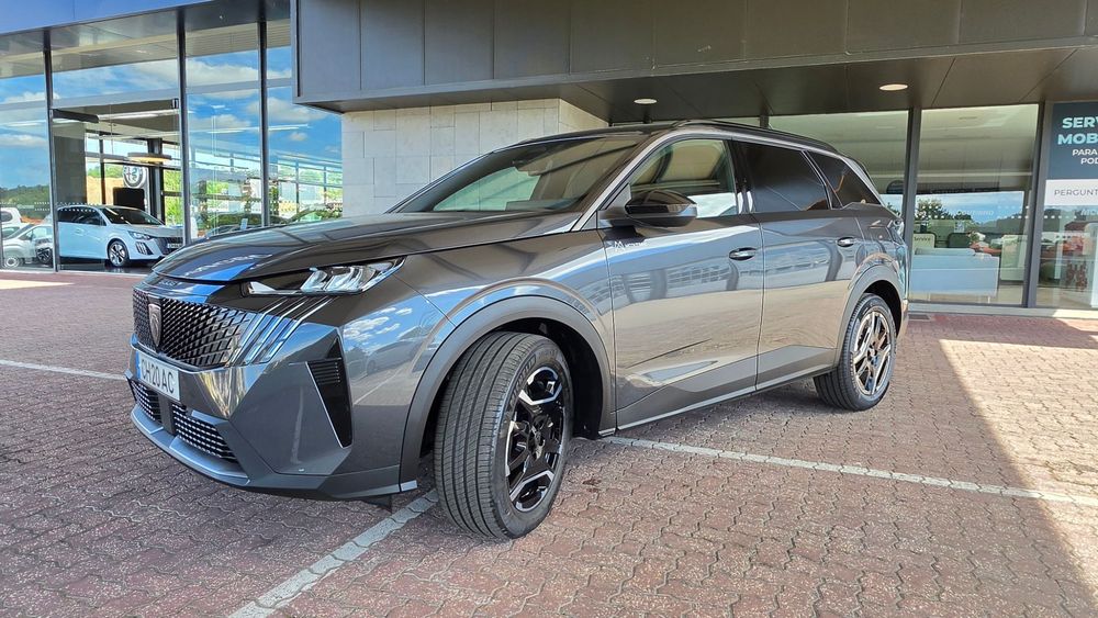 Peugeot 5008 1.6 Plug-in Hybrid Allure e-DCS7