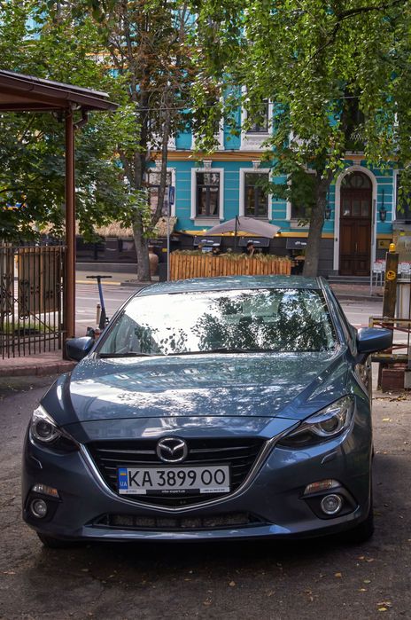 Продам автомобіль Mazda 3