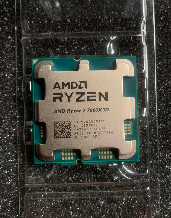 AMD Ryzen 7 7800X3D - nowy nieużywany