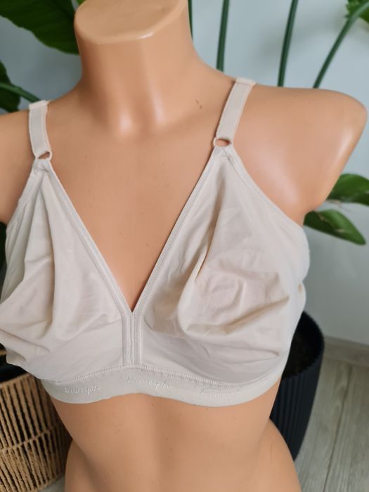 Triumph biustonosz 90B