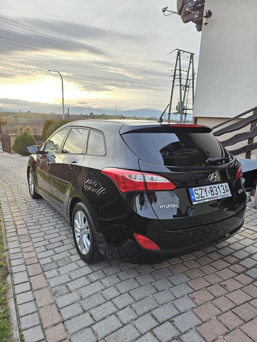Hyundai i30 2013r 1.4 benzyna  serwis ASO do końca