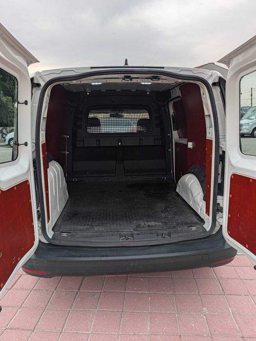 VW CADDY 2023 | 92.000 KM | IVA DEDUTÍVEL | REVISÃO FEITA | €18.500