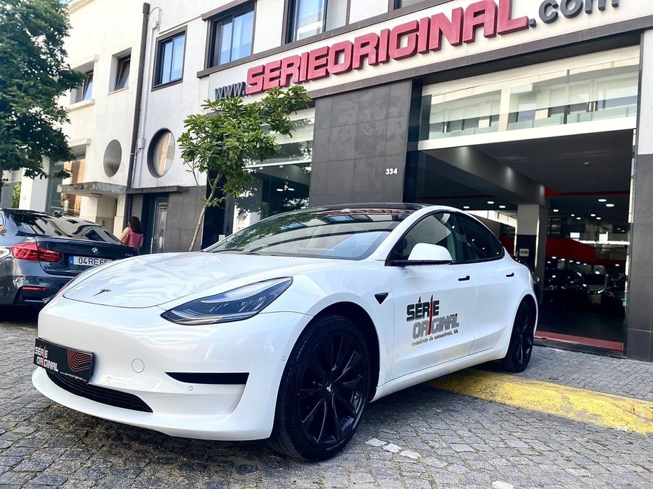 Tesla Model 3 Standard Range Plus RWD