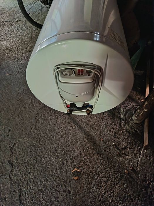 Продам бойлер 120