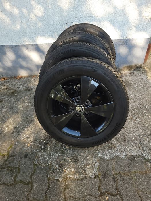 Koła Zimowe Alufelgi Skoda Octavia 205/60 R16
