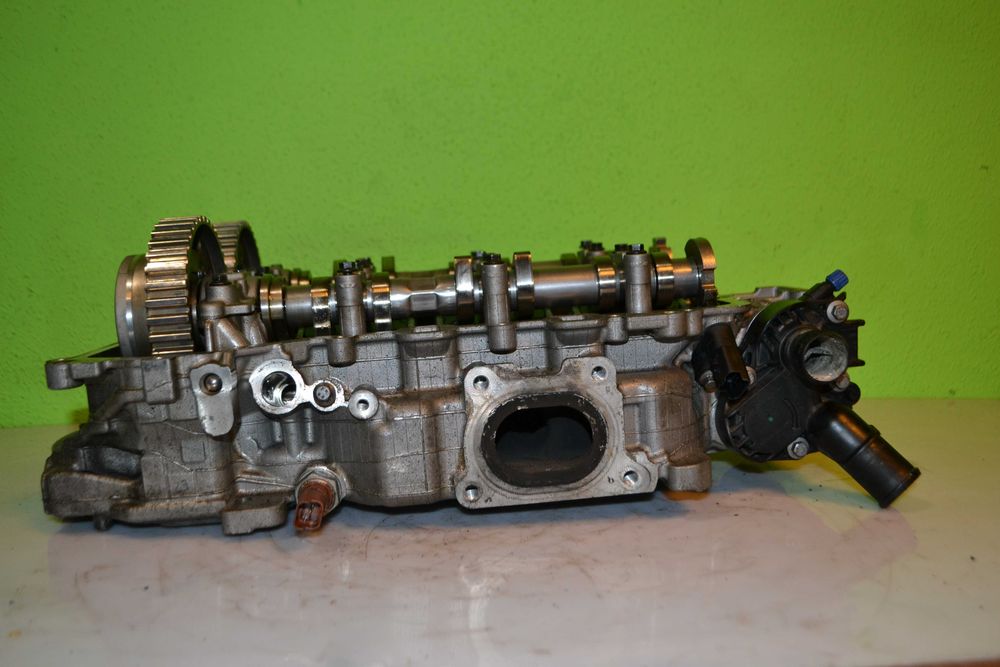 Głowica Citroen Peugeot 1.2 VTI