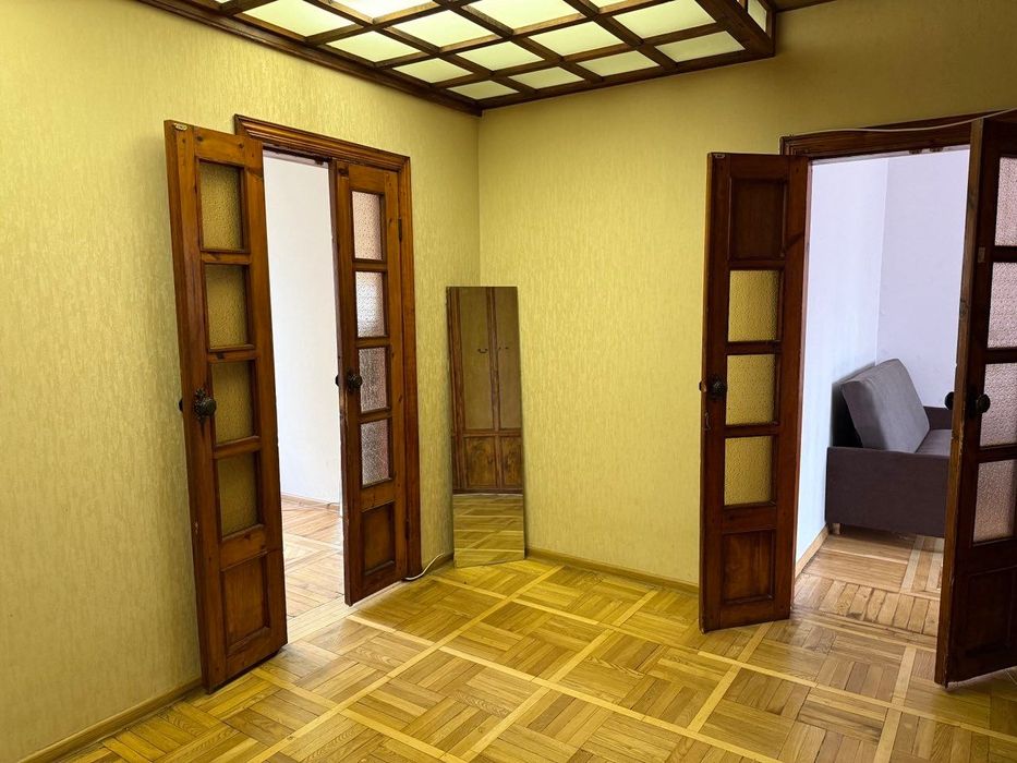 Оренда 2 кімн квартири Троєщина Червоної Калини 15В ( в мин. Маяковського )
