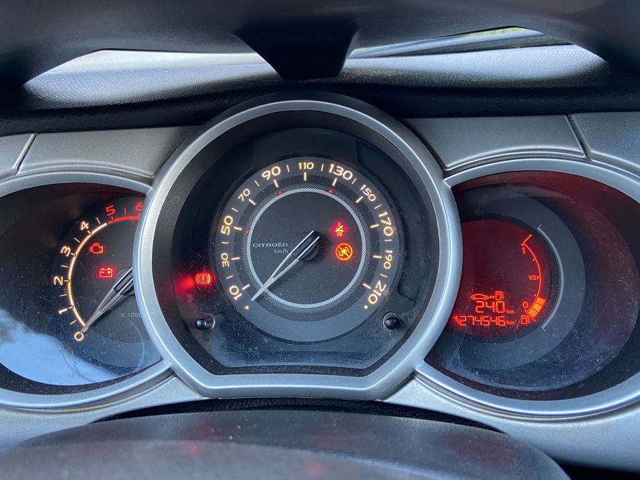 Citroen C3 1.4 c/ teto panorâmico