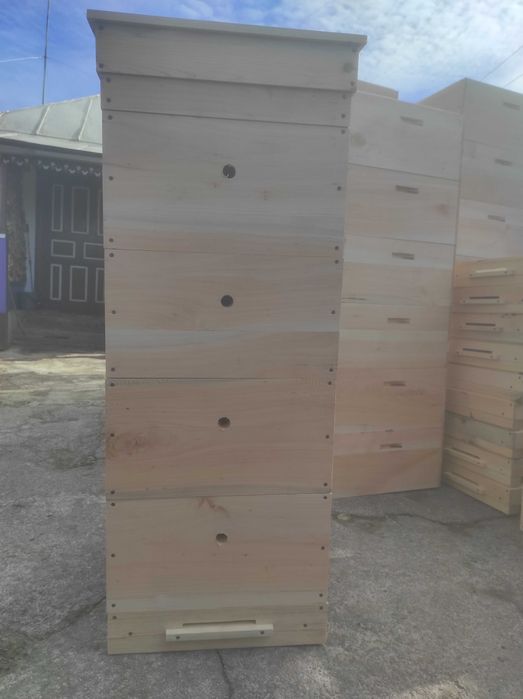 Продам корпусні вулики