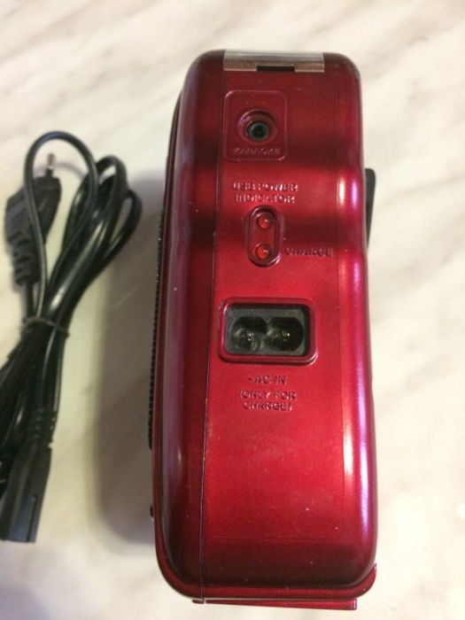 Радиочасы с приемником "Sitronics scr3002".