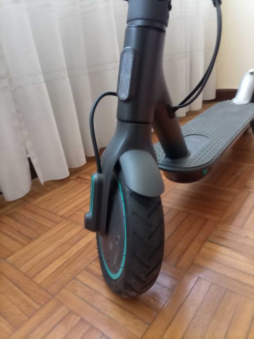 Trotinete Xiaomi Pro 2  AMG Petronas