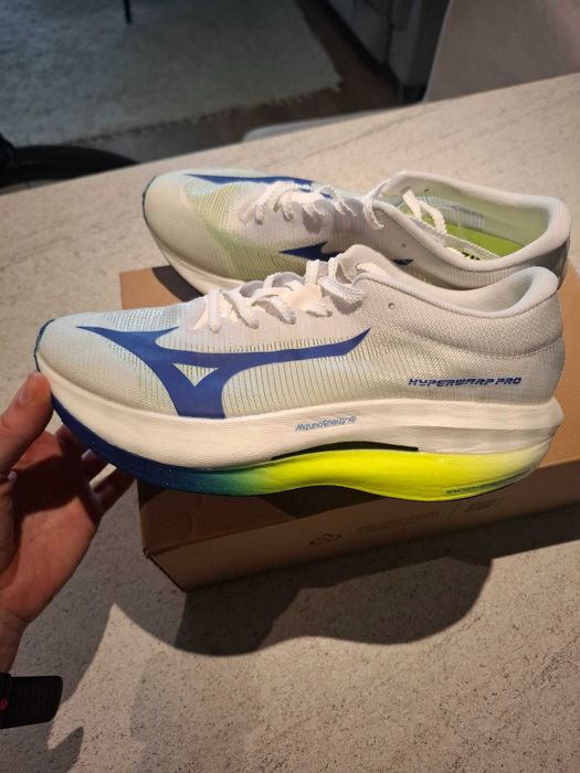 Buty do biegania Mizuno Hyperwarp Pro carbon (karbon) dazzling blue/white/surf the web/ buty biegowe startowe/