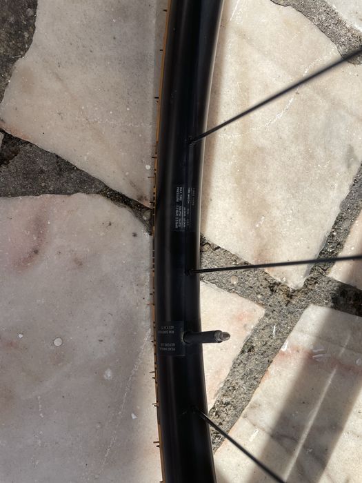 Rodas DT SWISS Gravel LN