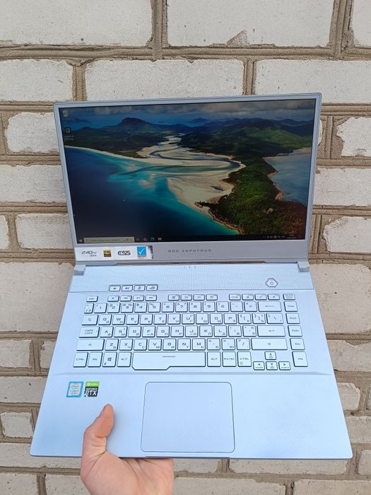240Гц, Ігровий ноутбук ASUS (i7 9750H/16/512/RTX 2060 6GB)