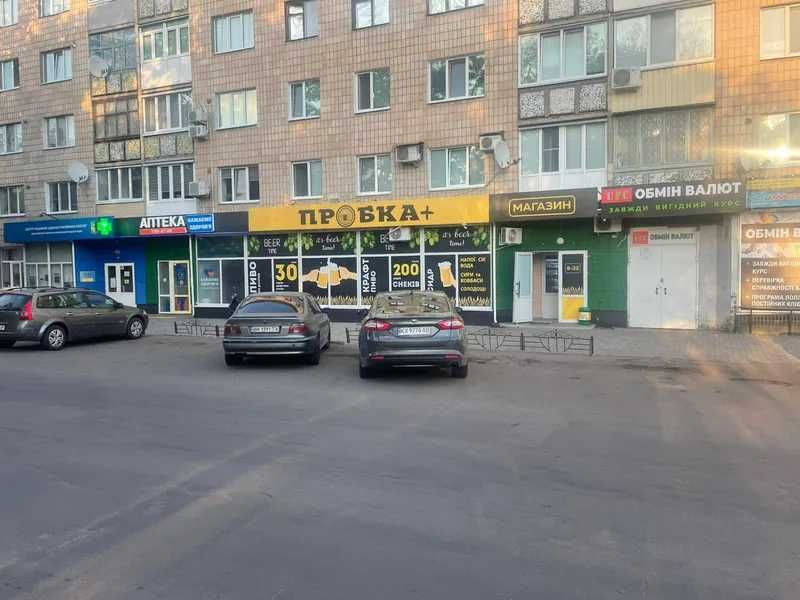 ПРОДАЖ - Нежитлові приміщення (магазин) площею 202,4 кв.м. м. Карлівка