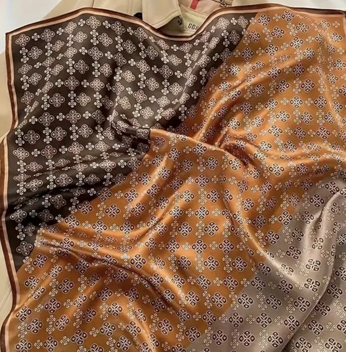 Nowa apaszka odcienia brązu czekoladowego 70 x 70  jedwab sztuczny