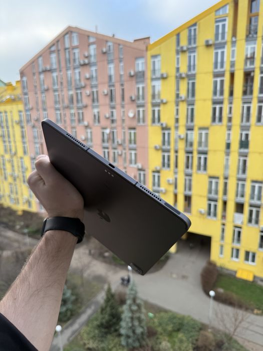94% Аккум IPad Pro 12.9" 5Gen 128Gb Wi-Fi+ LTE Space Gray Сим карта