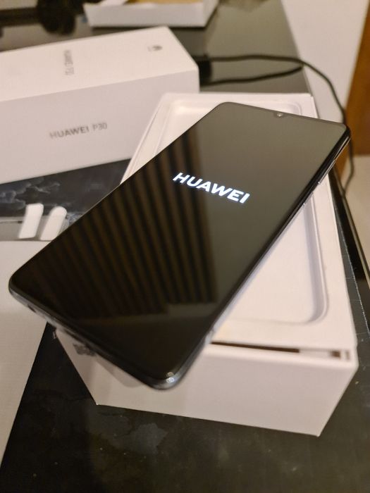 Huawei p30 uszkodzony