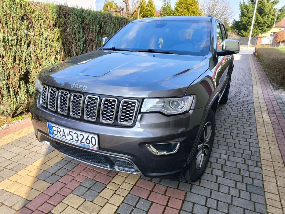 Jeep Grand Cherokee Pierwszy właściciel w kraju, nowy akumulator, nowe opony, rok 2021,