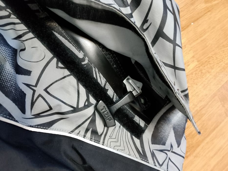 Сухий костюм для  серфінгу кайтінгу