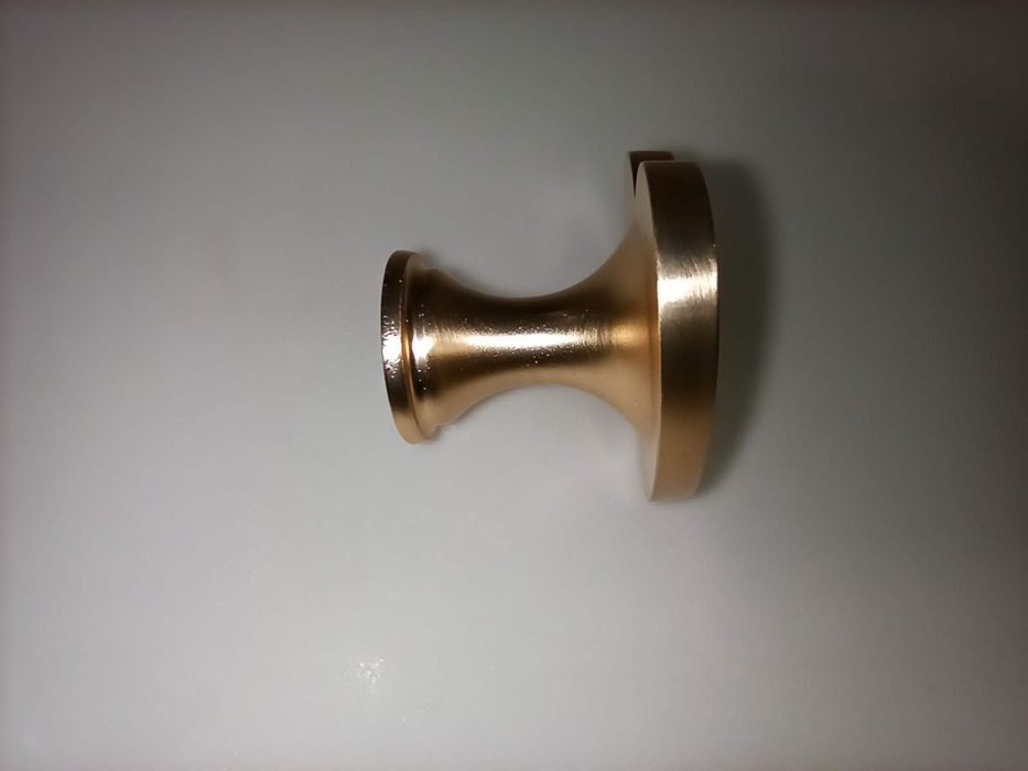 Puxadores em formato coração móvel armário roupeiro