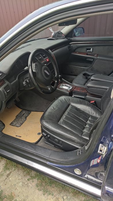 Audi A 8 D2 Long