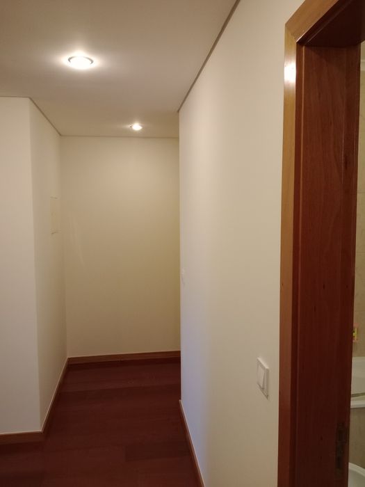 Pinturas de interior e exterior e emassamento de pladur