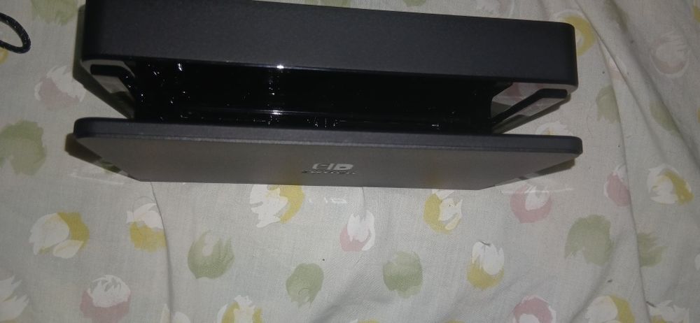 Nintendo Switch OLED (Como Nova) + Garantia + EA Sports FC 25 + Extras